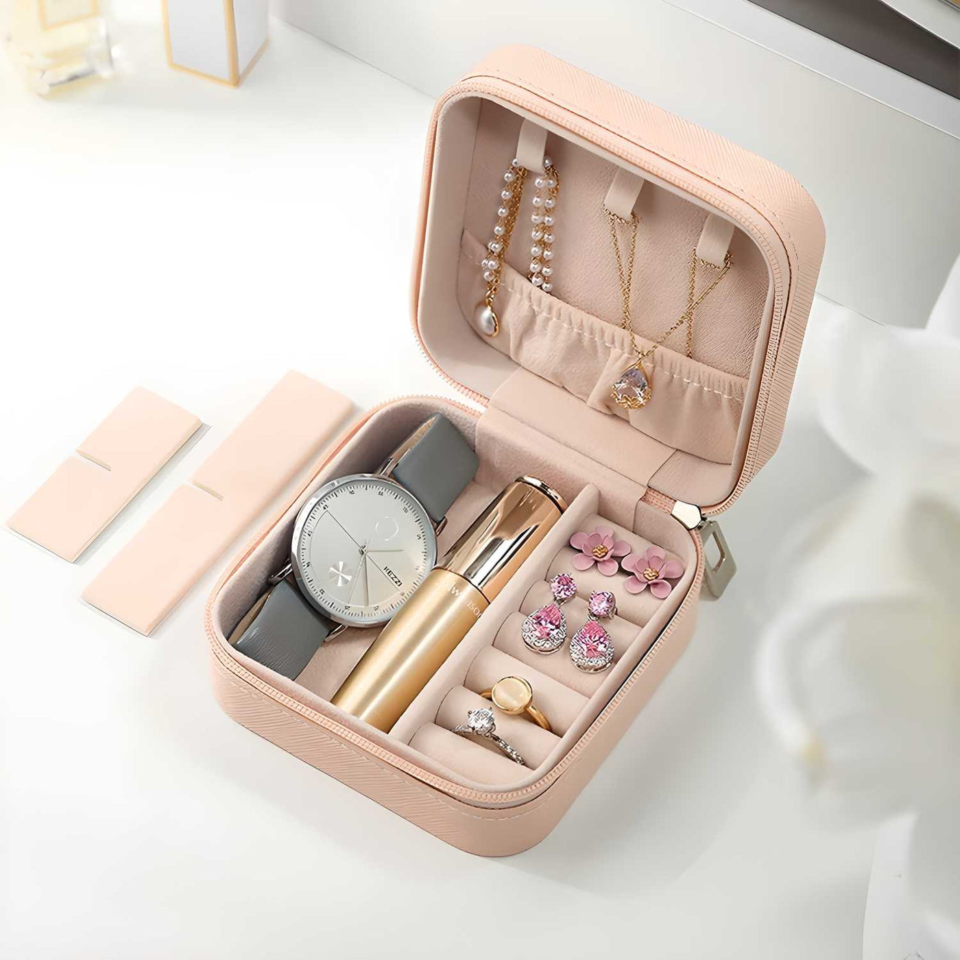 Pouch: Portable Travel Jewelry Organizer with PU Leather Zipper Case & Dividers for Rings, Earrings & Necklaces